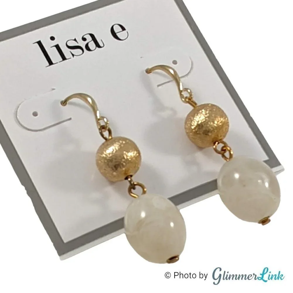 Tiered Off White Marbled & Gold Tone Beaded Dangle Earrings